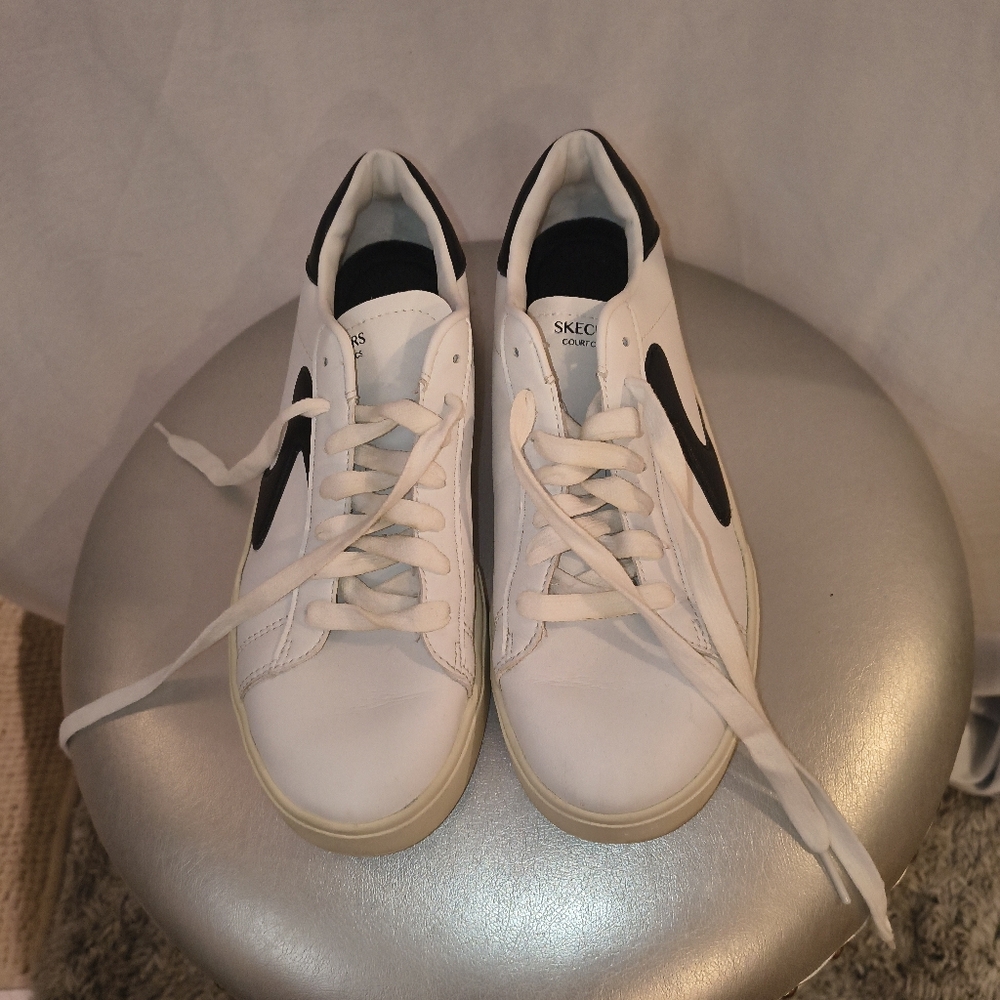 Skechers White Sneakers with Black Accent - Picture 3 of 8